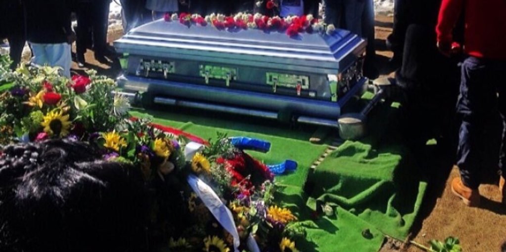kef1st's tweet photo. Real nigga good dude.. Yeah some of us took a fuxkin lost! #momentofslient🙏🏾 #Lilzeem #2️⃣YearsLater #cantReplace👼🏽 https://t.co/vILucaygIY