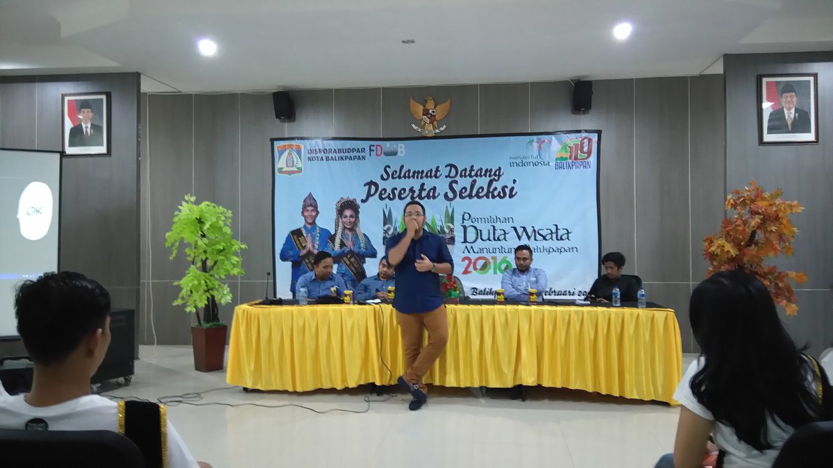 #EventBPN Now, sesi tanya-jawab Calon Duta Wisata <a href="/FDWB_BPN/">FDWB</a>. Ada Meidi, Riza, dan Isa. Dijawab oleh Ariza Oktovialdi