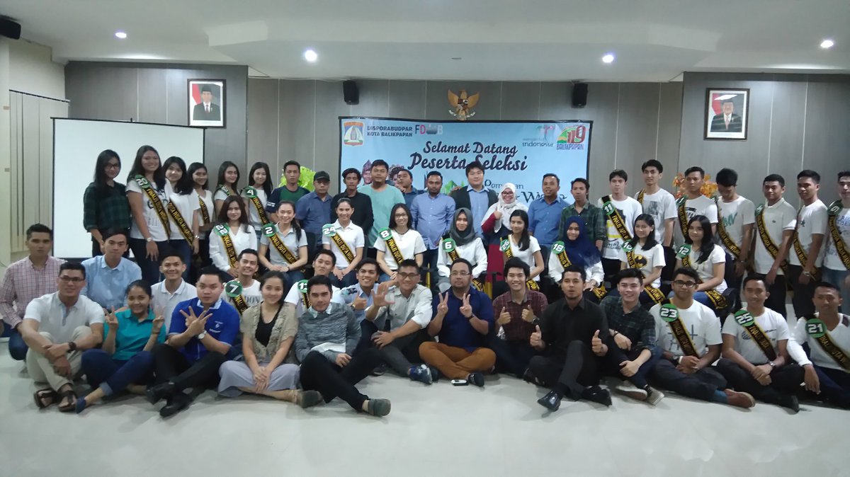 Last, foto bareng antara Calon Duta Wisata Manuntung <a href="/FDWB_BPN/">FDWB</a>, panitia seleksi, dan pembicara yg hadir #EventBPN