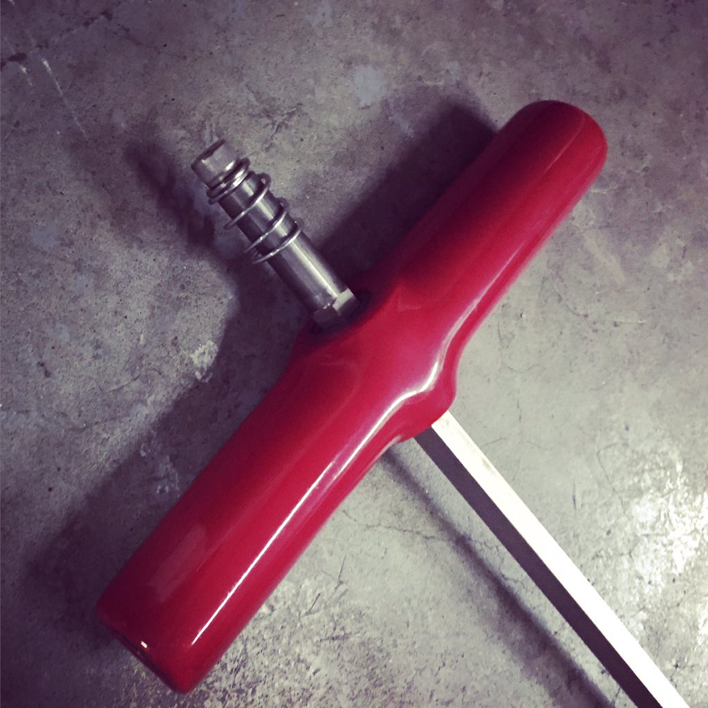 EvaMariaKallen's tweet image. The HEX up close and personal! Interchangeable tip tool.  Sliding handle.  #a1tools #dentrepair