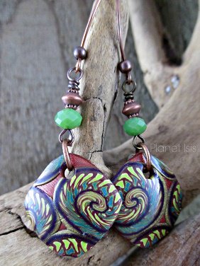 planet_isis's tweet photo. day 3 of my earring challenge #earring #earringchallenge #polymer #clay #lincolnshire #planetisis https://t.co/o1uvEkOkzV