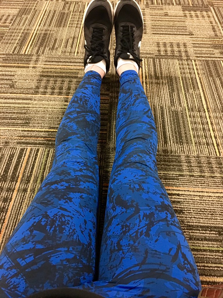 pessefangas's tweet photo. Pumped bout the #legprogress and the #sickpants π https://t.co/uAvTbRK2CI