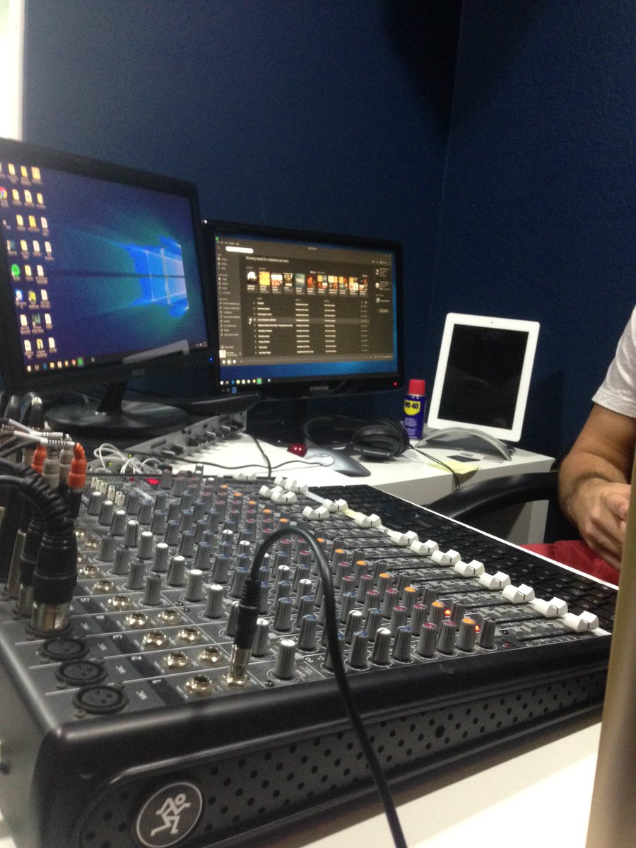 Apuntó de salir al aire por latinovox