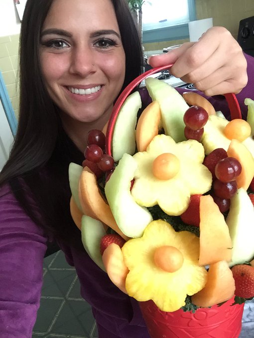 Sam is the first person to ever get me an edible arrangement! I'm so excited! Thank you! #muah 💋💋💋 @sammieboy234<a href="/tag/muah"class="tags"><span>#muah</span></a>