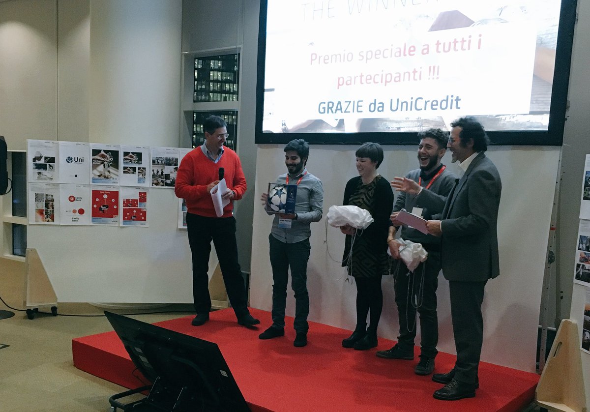UniCreditEurope's tweet image. A Laura Scapin il premio per miglior concept e ad Andrea Manusè premio della critica #digitaltransformationcontest