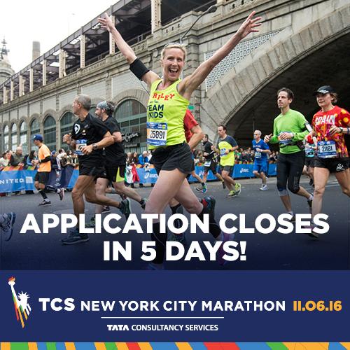 nycmarathon's tweet photo. Apply to run the world's largest marathon--the #TCSNYCMarathon! Applications close in 5 days https://t.co/CFfN6VPv5N https://t.co/qxhGOYfNLI