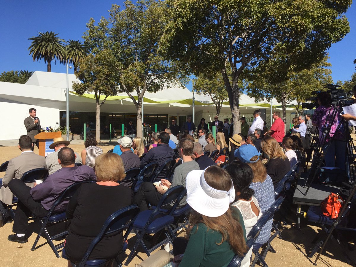 scottwyantCC's tweet image. Gr8 turnout for #Matrix2 Alternate Water Systems event! @EPA @SustainableSM #lacounty @LACitySAN @NRDC @HealTheBay
