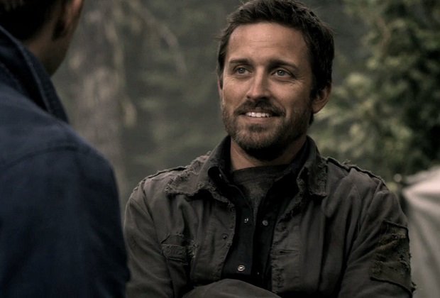 TVLine's tweet photo. #Supernatural Exclusive: @RobBenedict to Return — Is God In the House? https://t.co/aDdwKW01dW … https://t.co/gILz5z6N1N