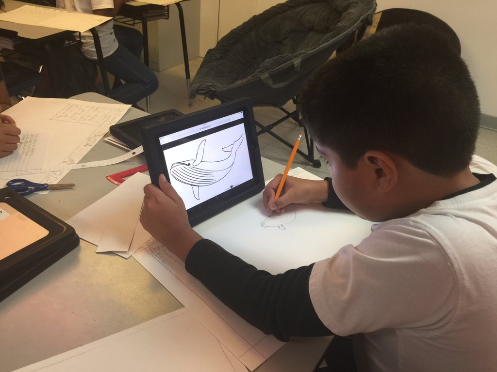 profe_elmer's tweet photo. Creatividad al prender #saladopatriots #onepagers https://t.co/irZEHGeeAj