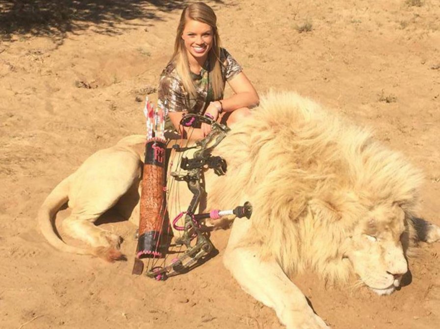 nqtv's tweet image. Je n&apos;insulte jamais les gens, mais @_Kendalljones_ t&apos;es quand même une connasse toi, hein ?