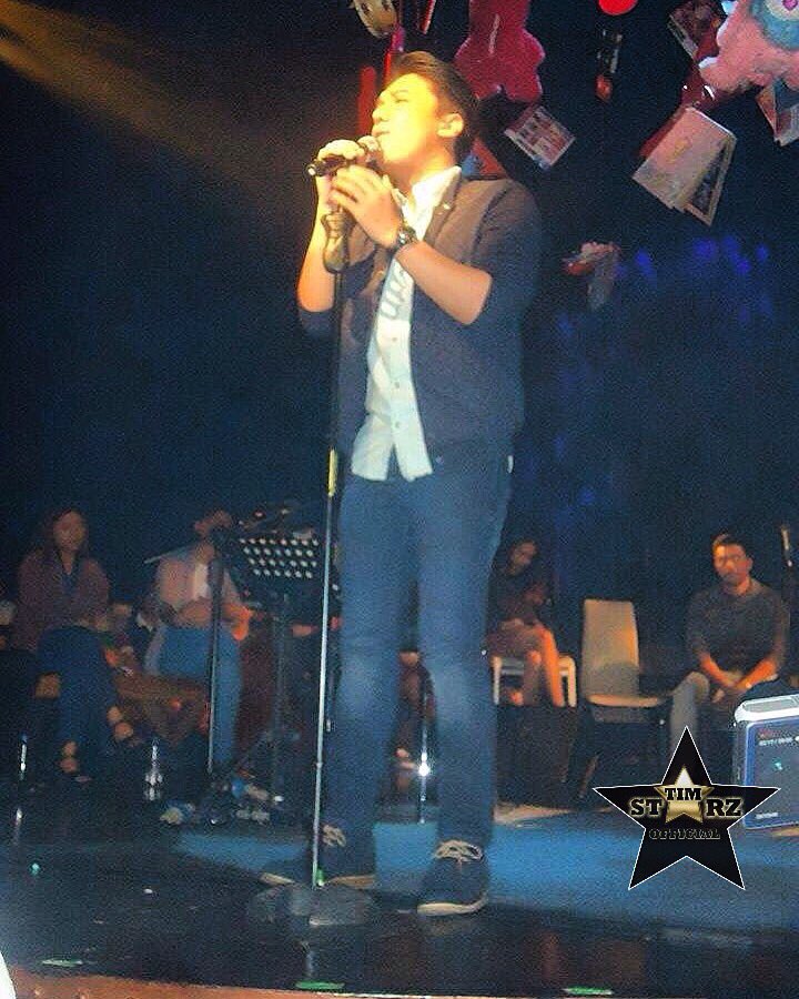 Tim_Timstarz's tweet photo. I Thought She Knew sung by @timpavino . #Confessions #WeAreStages #starmusic #StagesSessions #Timstarz https://t.co/uoxnwZ8L4x