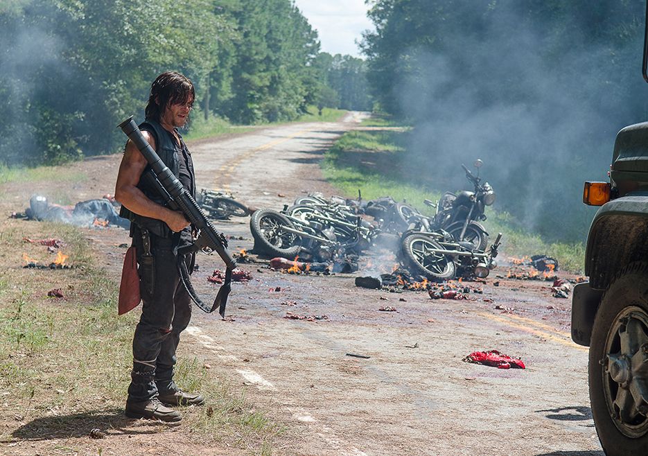KeolaM64's tweet photo. A little late, but how sick was the opening scene from The Walking Dead on Sunday?! #A2B #electricbike #likeaboss https://t.co/rvyEI0QU3Z