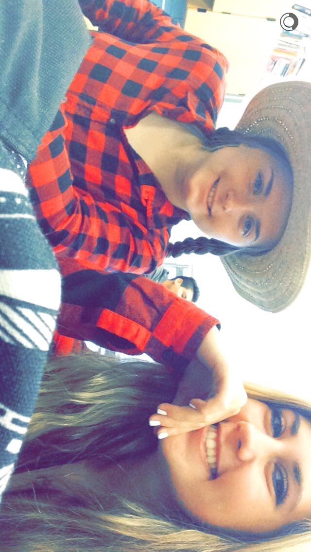 nataliee_miller's tweet image. HAPPY BIRTHDAY T DE!!! @taraamoatt hope you have a good day 💕😊🔥👏🏼 #imyourbiggestfan #plsnoticeme