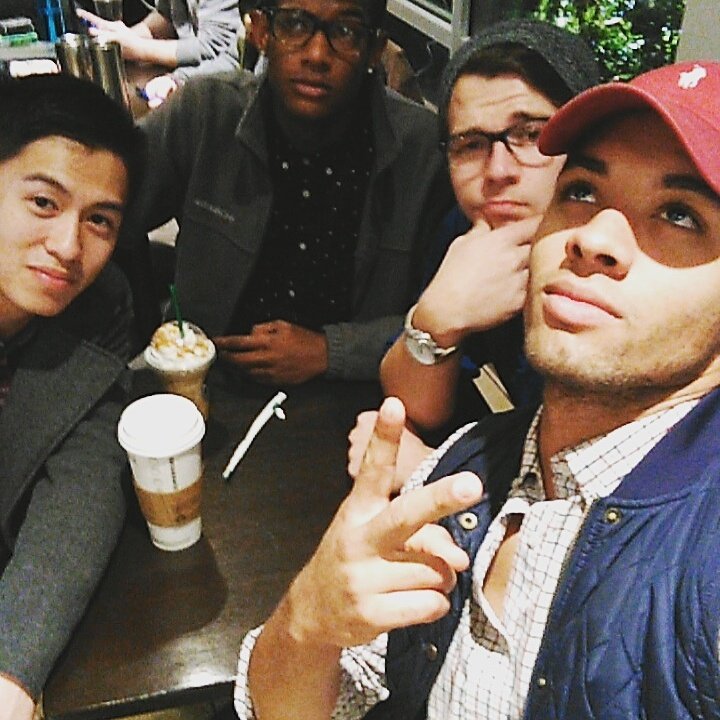 StanleyStarks1's tweet image. #keygang out here doing what we do best music wise