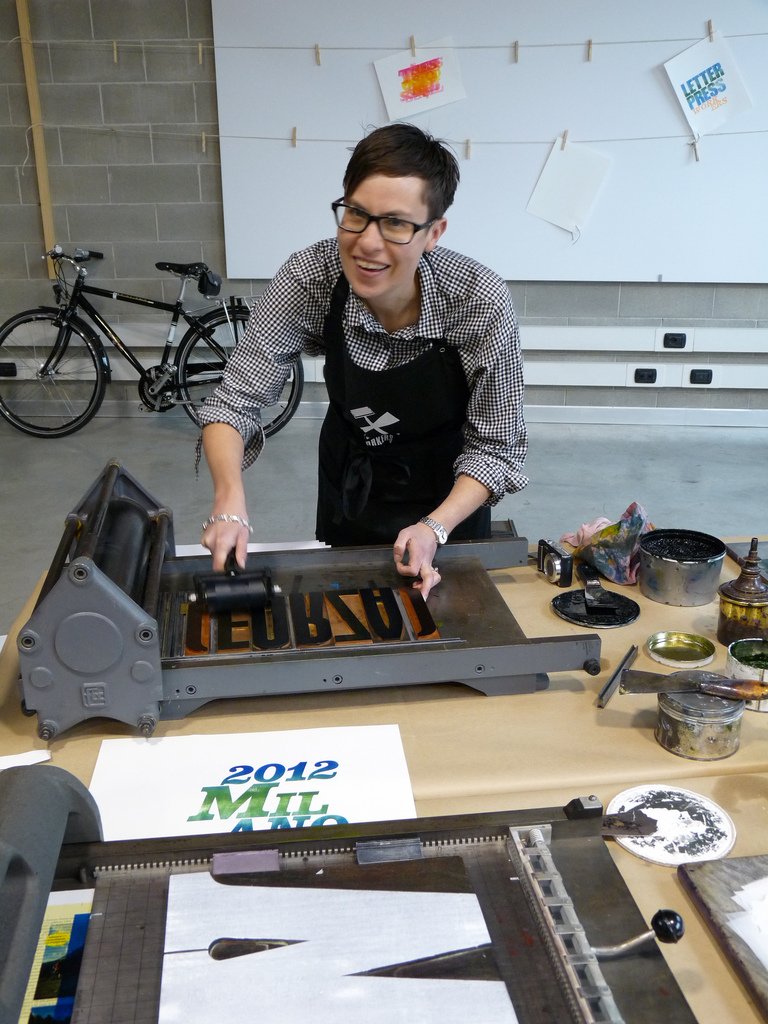 ThinkingType's tweet photo. inspiring female graphic designers. @rosegridneff #celebratewomen thx TG for pic :-) https://t.co/Bx3vlovZiu https://t.co/6VCF3X9Utv