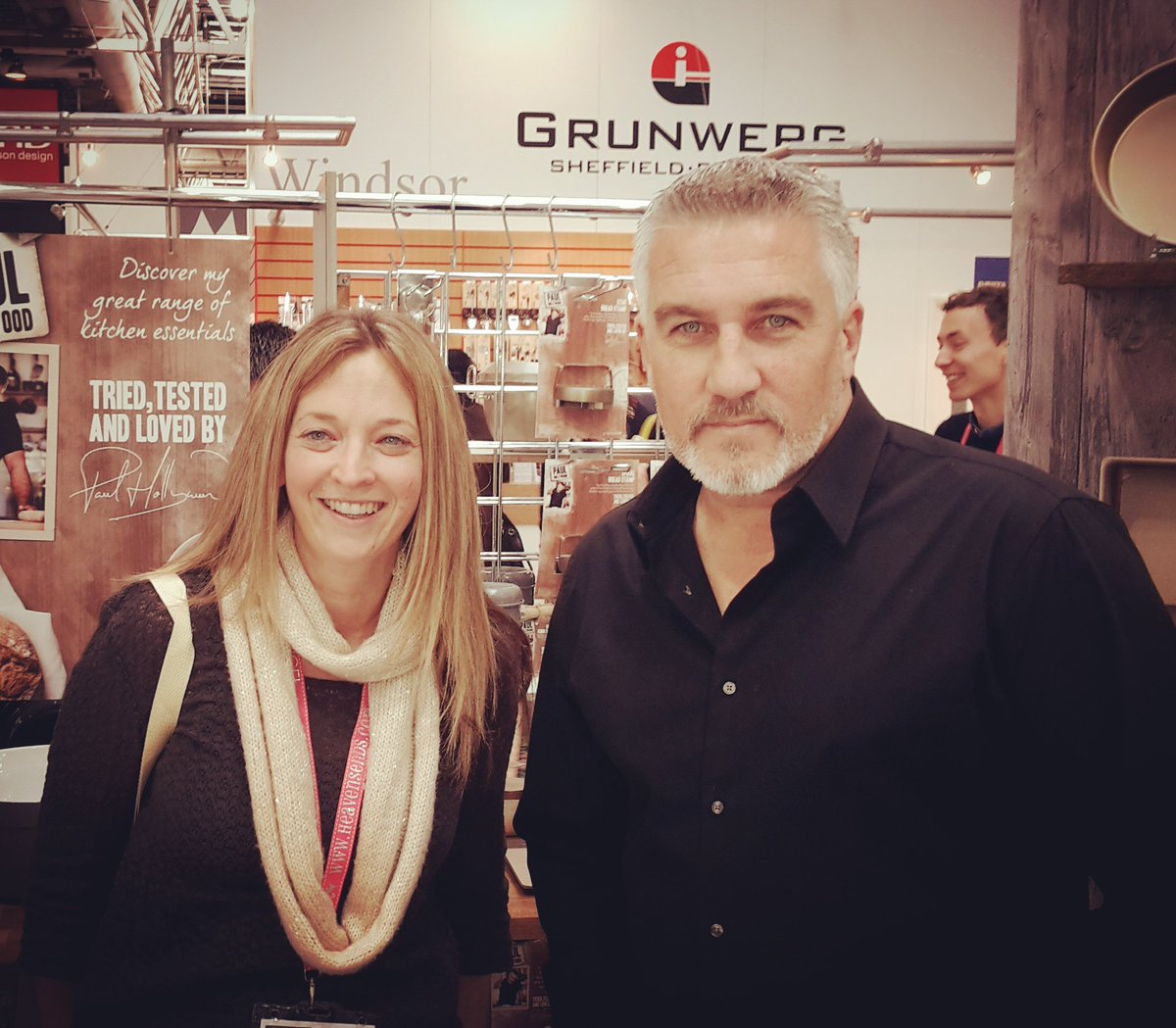 HurnsHardware's tweet image. Loved seeing @PaulHollywood stylish new bakeware range, due in store this May #funandfunctional #greattaste