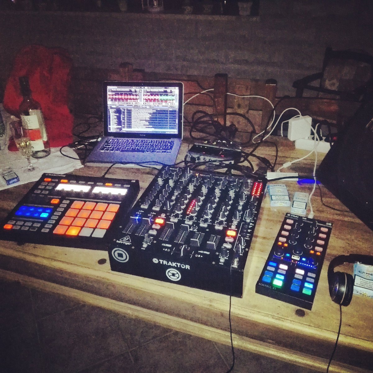 againtek's tweet image. Studio time..