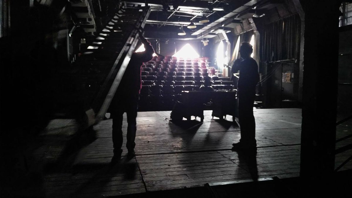 ThePressProject's tweet image. Παρέμβαση Πιτσιόρλα για επανασύνδεση του ρεύματος στο θέατρο #EMPROS  thepressproject.gr/article/89359/…