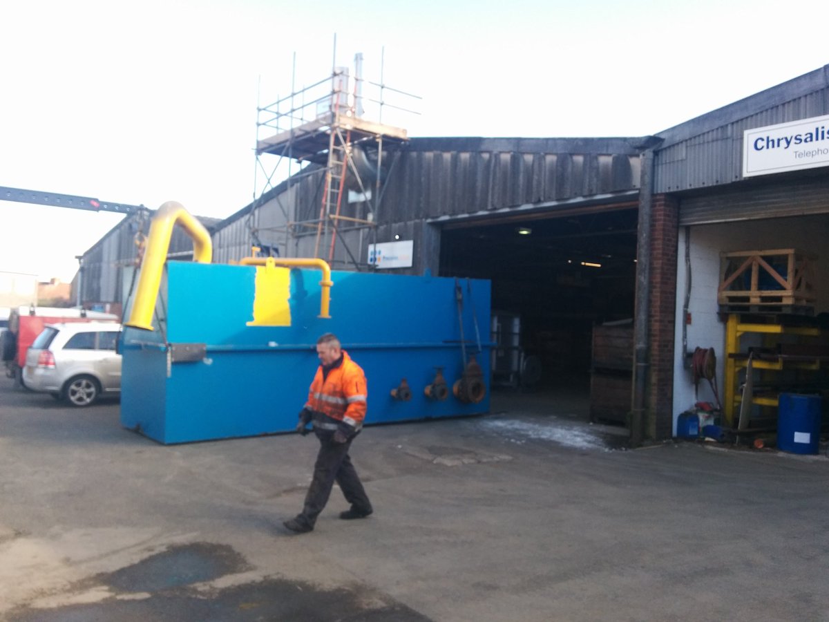 PrecisionAlloys's tweet photo. We have been busy today having a little move around. #testtankonwheels https://t.co/lr6Aq2LLrP