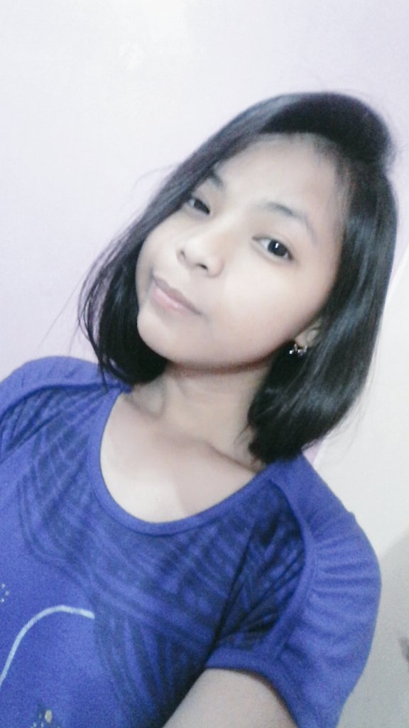 LhynlhenP's tweet photo. #selfie lng
#kaboring ehh https://t.co/OsFv1mCYLO