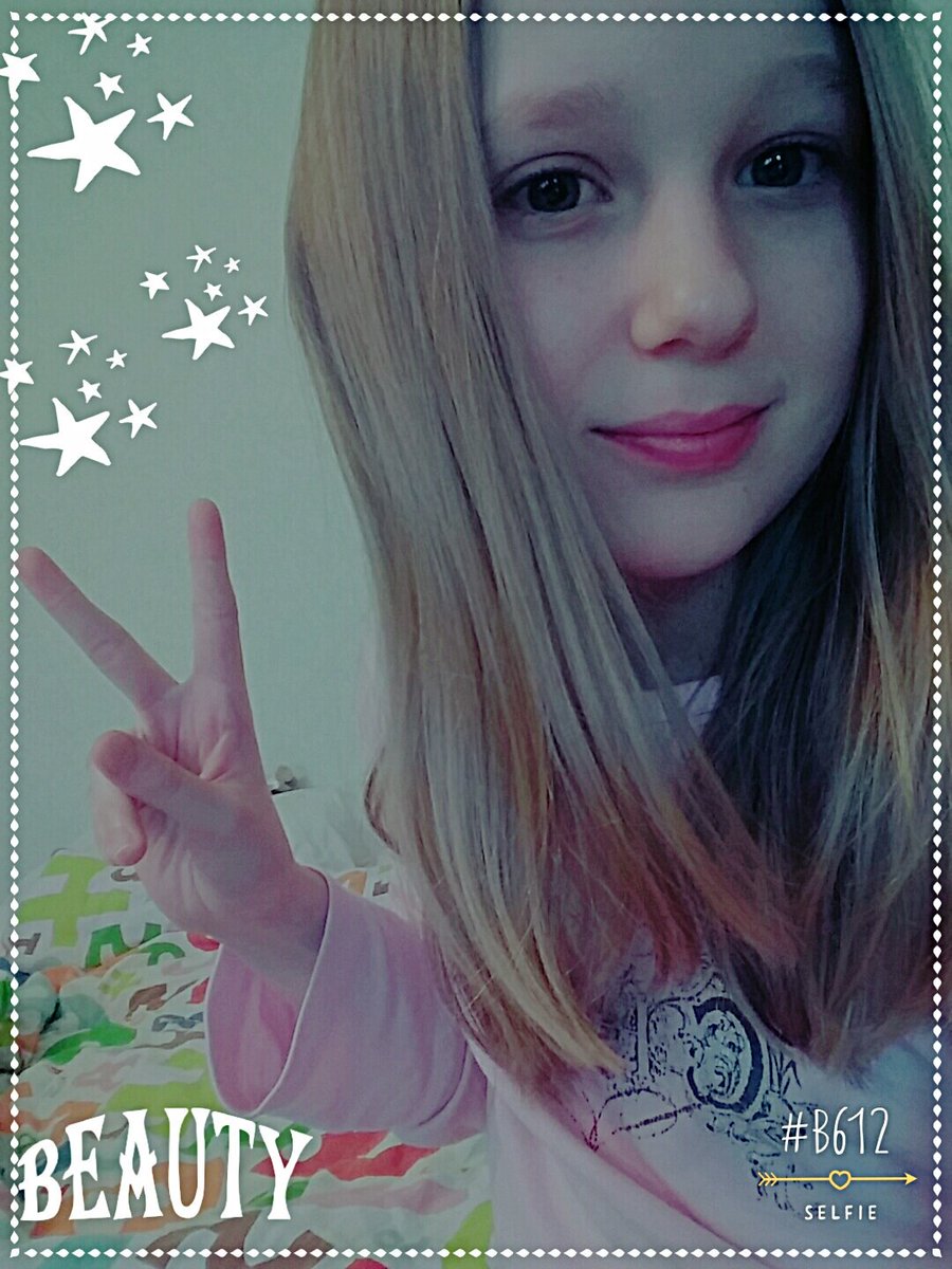 IAM_LERA's tweet photo. Слимком много стикеров ×_× https://t.co/3yIw3JXcvv