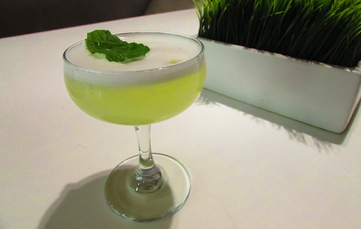 FiliniChicago's tweet image. Have you seen our new #cocktail list? It's probably best that you come by and try them for yourself.