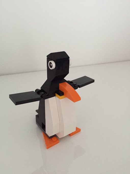 My little girl says ur not feeling good mommy this should make u happy. She built this with Legos https://t<a href="/tag/craigrobinson"class="tags"><span>#craigrobinson</span></a>