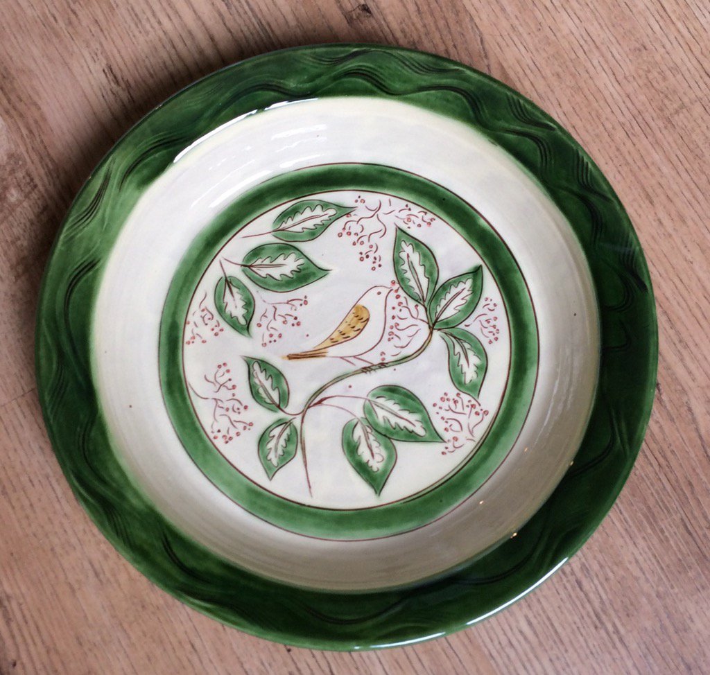 POT SALE FOR SYRIA at THE STUDIO Moretonhampstead this Friday and Saturday. 50% of sales to #Hand in Hand Syria.