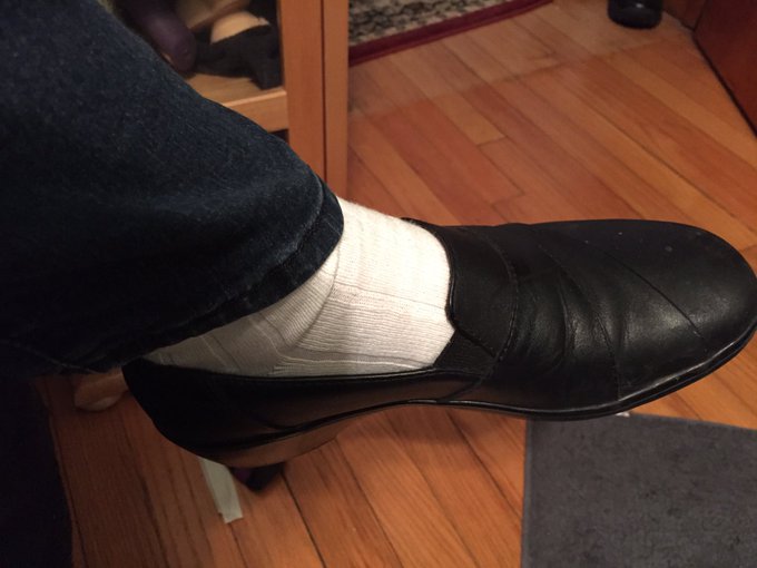 Channeling my inner Michael Jackson. This is why I don't own white socks. https://t.co/1AZ9PuEqFJ