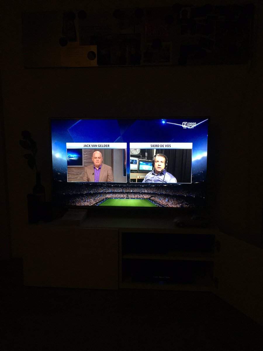 sebasbakker's tweet photo. Go PSG! #PSGCHE #elsierd https://t.co/OqeVG2uEoz