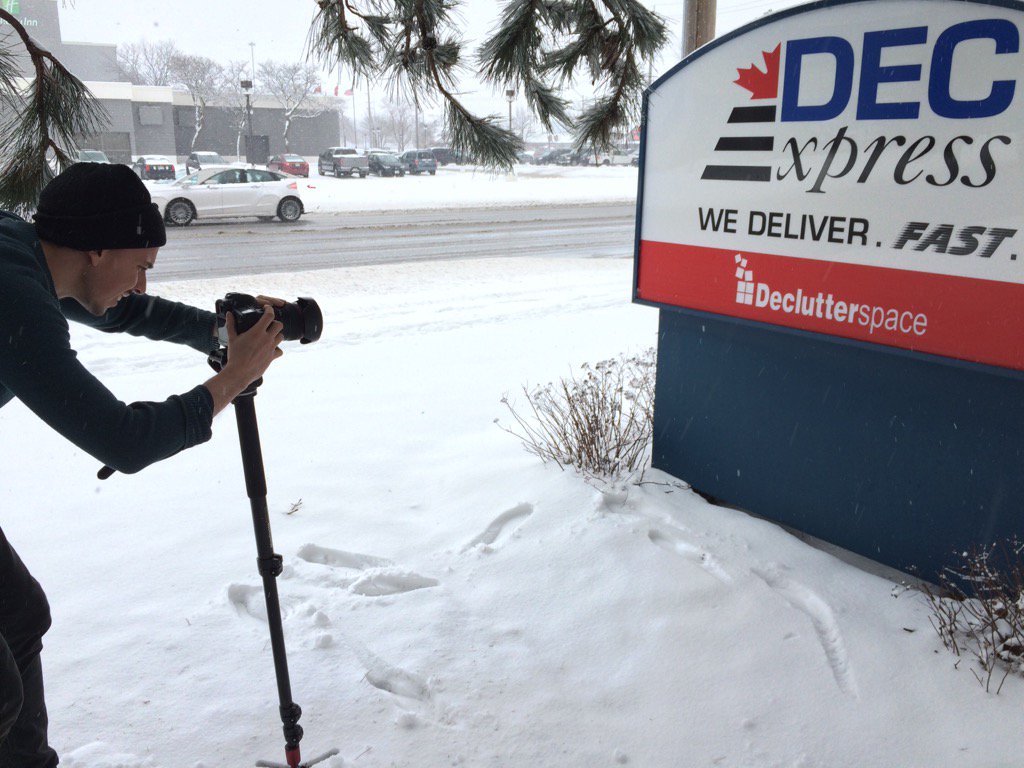 MediaFace's tweet image. At MediaFace we brave the elements to get the perfect shot! #Declutterspace #shootday