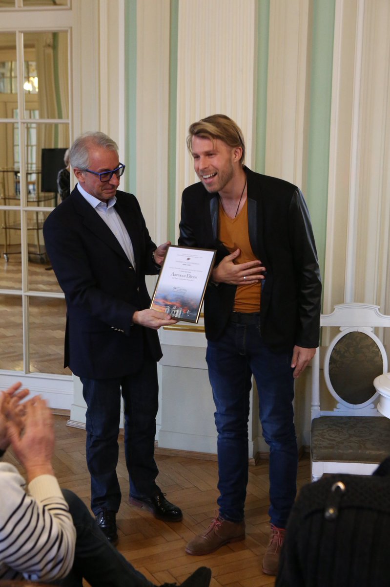 teatris's tweet photo. Noslēdzies nacionālo lugu konkurss. Uzvarētāji - Artūrs Dīcis (jā, tas pats!), Anna Rancāne un Andris Ūdris. https://t.co/4KoYoC4vq3