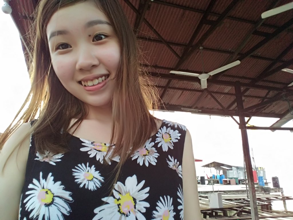 CjxPires's tweet photo. 一年前的今天 也许当时我做的那件事 在别人眼中很��� 但现在 我很幸福 因为有你 :) #happy#anniversary https://t.co/5xUW1jZAE3