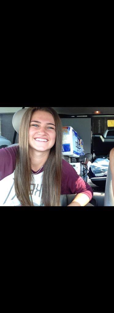 softballer_lexx's tweet photo. 125 RT's and @ballinkenna does the peanut butter challenge. 💩💩 https://t.co/08WUJarHhE