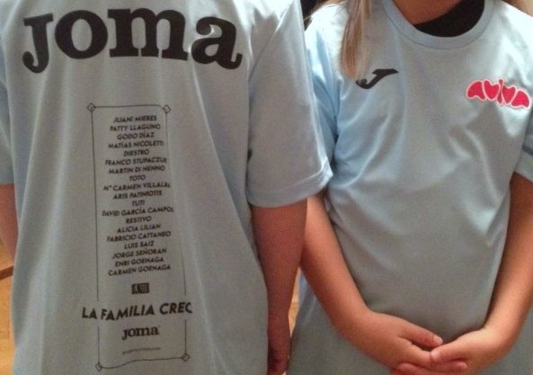 cursodepadel's tweet photo. Clínic jugador@s @JomaSport. Apúntate https://t.co/QGuKn5Gesp. Sólo x retuitear participa n sorteo camiseta firmada! https://t.co/o50O9ViuhT