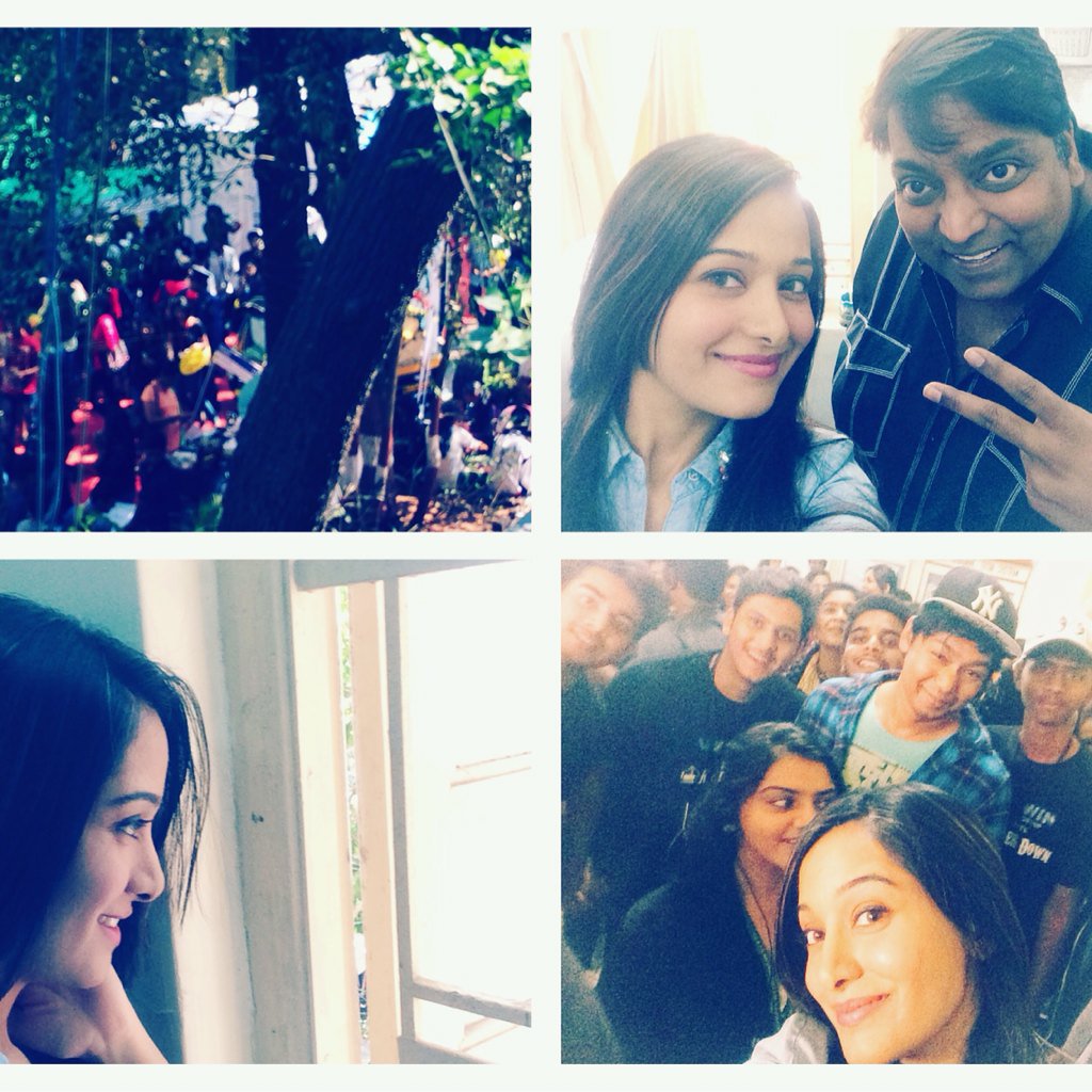 preetikatweets's tweet photo. @ My Dad's College 😜 Co-judging with da Legendary @_GaneshAcharya_ #MeterDown! Footage  @DharmishthaD @_MeterDown https://t.co/lPnMCIvSFc