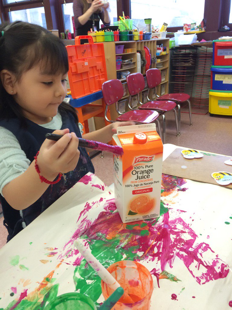 pamhernandez_4's tweet photo. "What can this become?" asked @diana_sanger #creativity #Jamesburg @jamesburgschool #preklearners https://t.co/IiDtw4vE1t