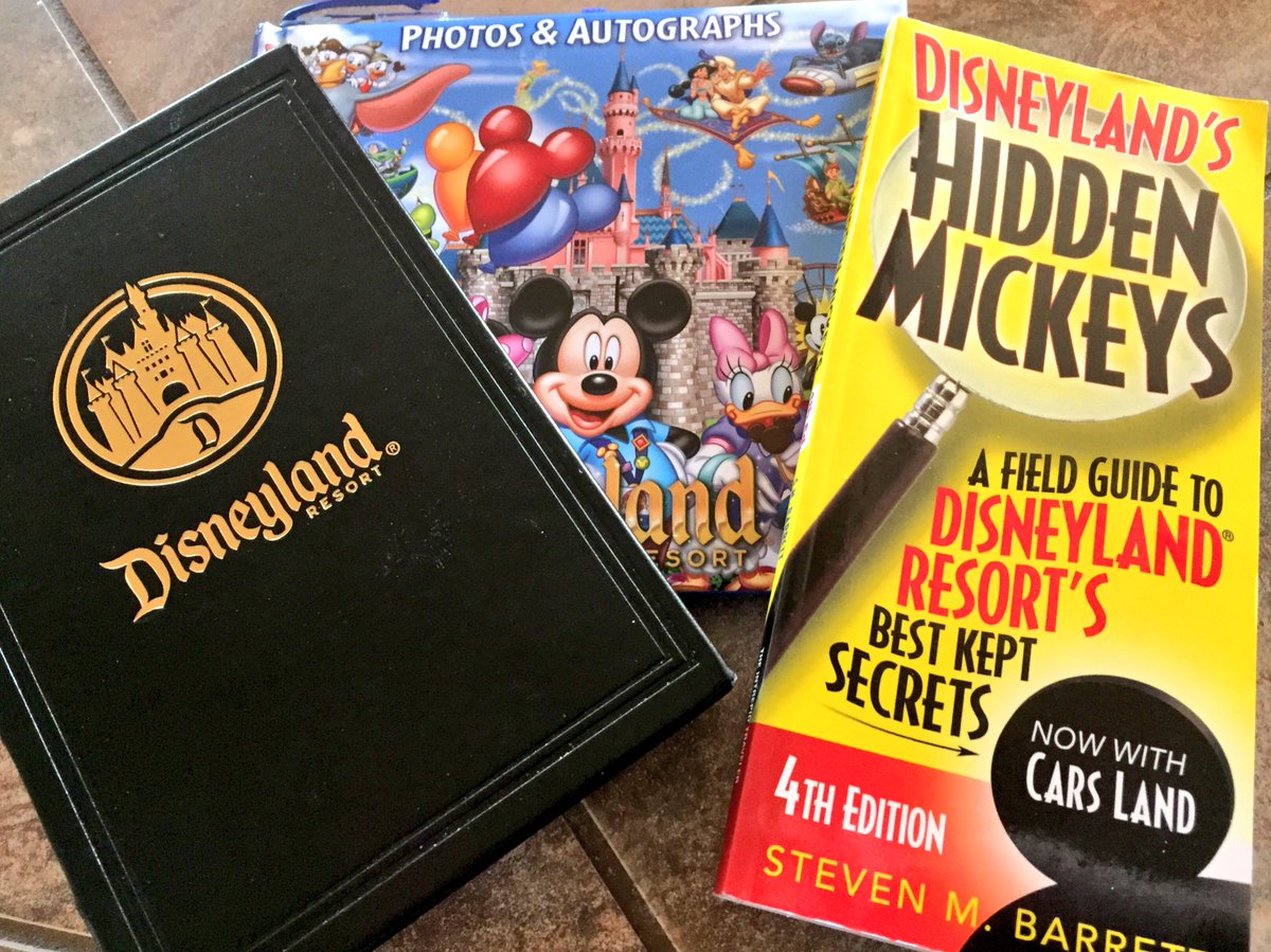 VantageMiles's tweet photo. To bring or not to bring. Hmm. #aptacsm #disneyland https://t.co/MqU5gmUPxR