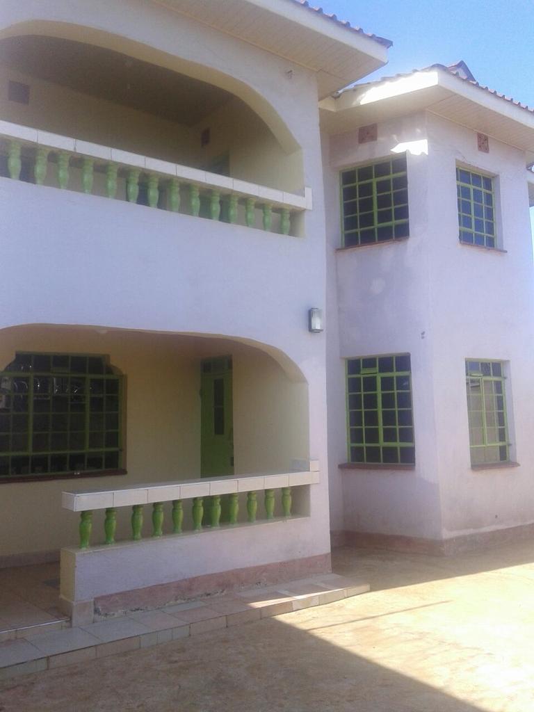 KenyaEstates tweet picture