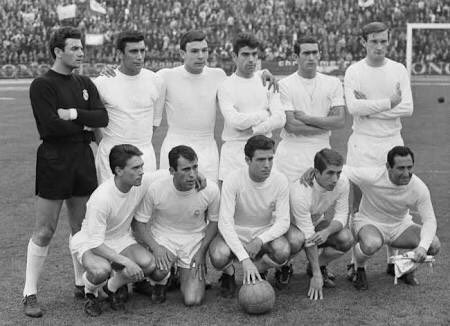 HamesRodri10's tweet photo. On this day 17 feb 1957: record 121 match unbeaten @realmadriden @realmadrid #halamadrid https://t.co/bdzBon1aJt
