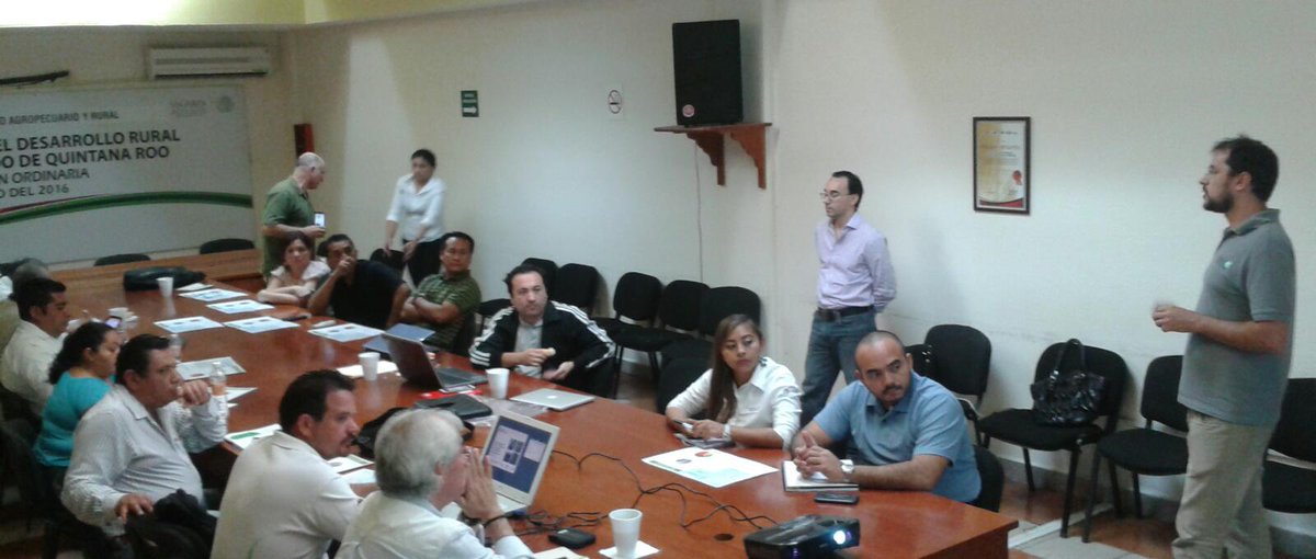 semaqroo's tweet photo. Presentan Plan Estratégico REDD+ TNC @MunozBerzunza  @DAVIDROMEROVARA @joaquinquirozc @unidadvoceroqr @Jadacak https://t.co/YgkvJ3xWMC