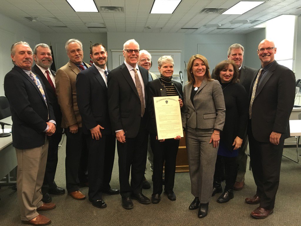 KarynPolito's tweet photo. From #Auburn to #Framingham to #Holliston to #Medfield signing #CommunityCompacts 141-144. Thanks for joining! https://t.co/Jz7THYM1Pu