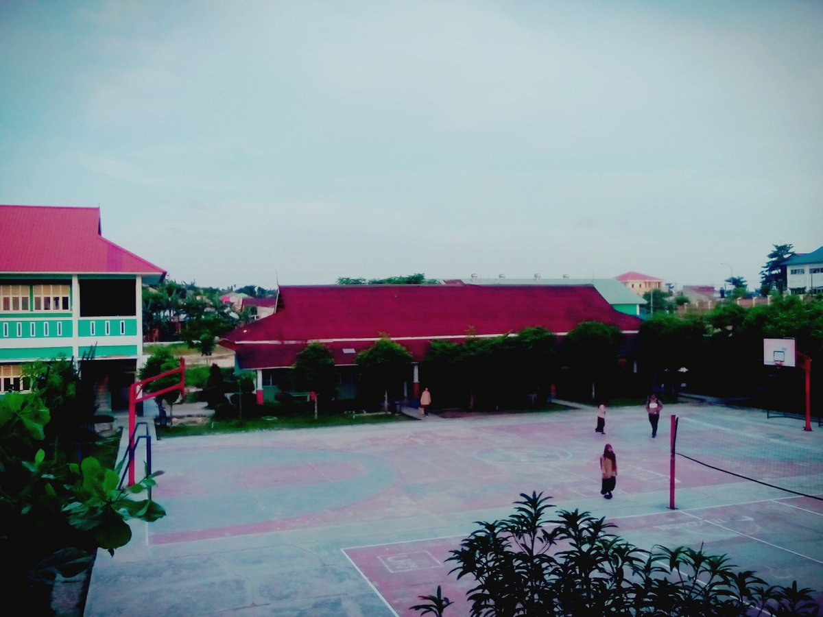 osissmk5btm's tweet photo. Pagi guys, udah jam 06.44 nih,masih sepi ajah😁😀
#osissmkn5btm
#smk5bisa https://t.co/C09USv5y8y