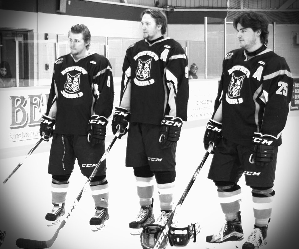 TFSWolves's tweet image. 3 friends that played minor together,now finishing their Jr careers together. 
Its more than a Game. THIS IS HOCKEY