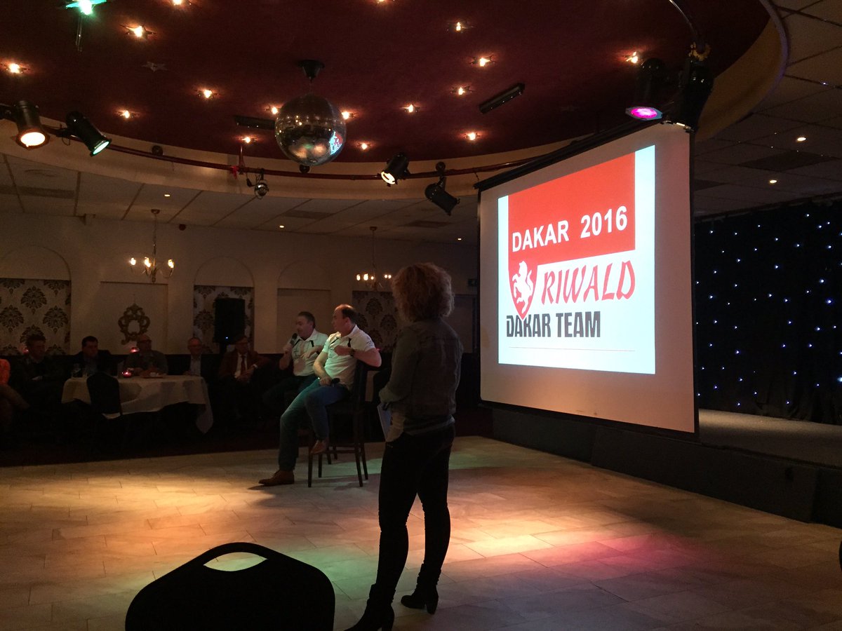 DIMOTECH_NL's tweet photo. Gert en Ewald Huzink aan het woord bij de bijeenkomst van @ROCb2b @riwalddakar https://t.co/GISJec8uXp