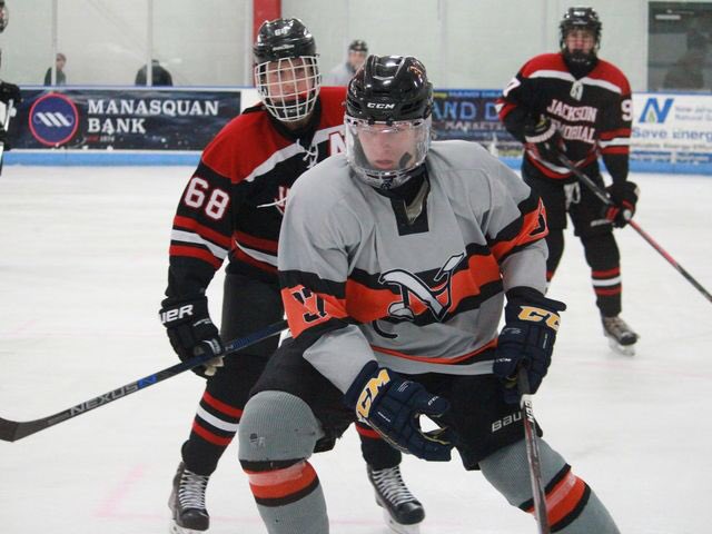 ICYMI: 16 Shore teams set for NJSIAA Tourney - app.com/story/sports/h… <a href="/MiddNorthPuck/">Midd North Ice Hockey</a> <a href="/CBAColtsHockey/">CBA Colts Hockey</a> <a href="/Wall_Puck/">Wall Ice Hockey</a>