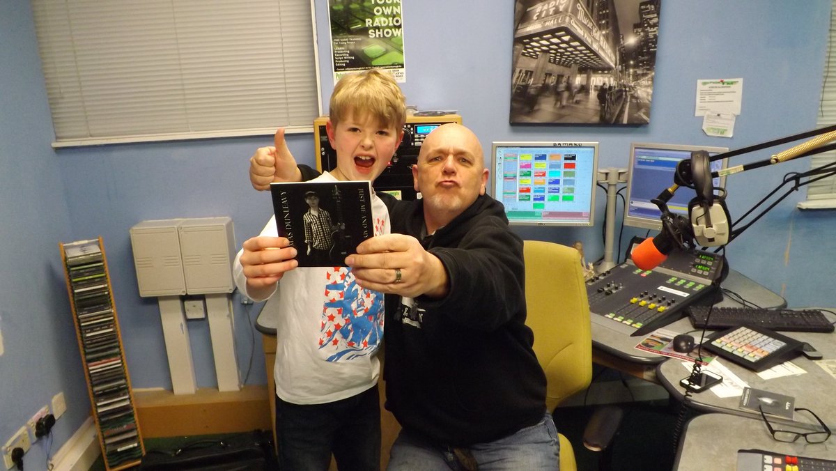 thomasdunleavy1's tweet image. Rockin with the Doc at Peterborough FM last Thiursday
@docmasonshow @pborofm 
@PBMusicNetwork @bbcintroducing