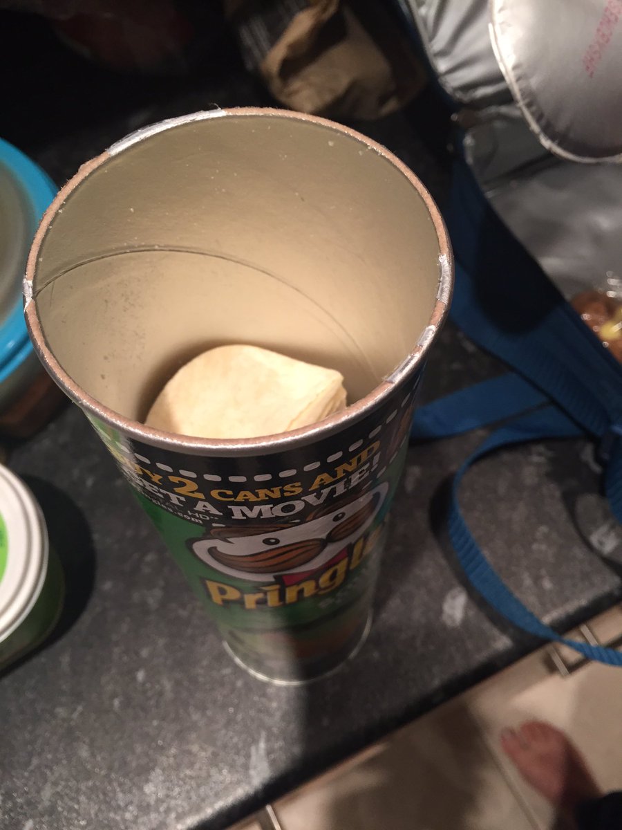 RobPerry2012's tweet photo. @Pringles_UK just opened a new pack of Pringles and they are not filled up to the top!! Not good value https://t.co/Ew9wyiAa7G