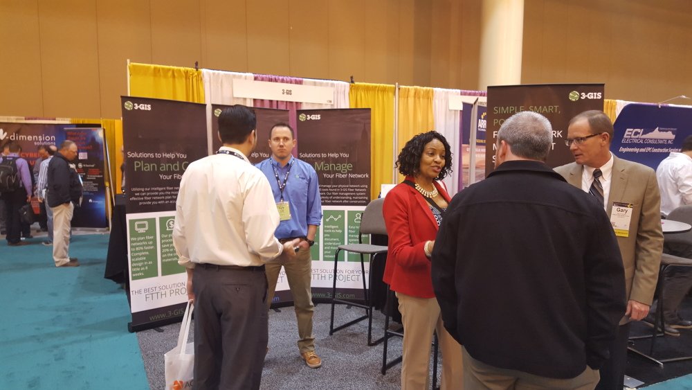 3GISglobal's tweet photo. We are ready to help you with your community fiber questions! Come see us in booth 1739. #TechAdvantage2016 https://t.co/yE54CfsZwV