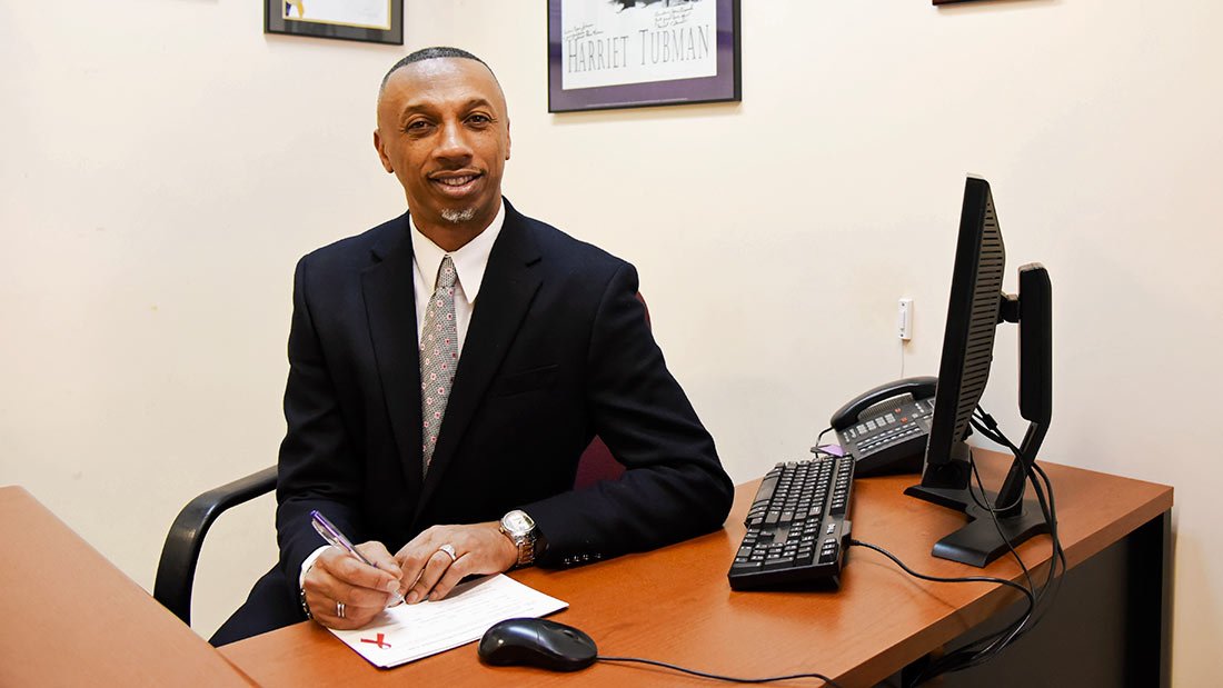 aids_memorial's tweet photo. Army Veteran and Reverend Stacey Latimer Dedicates Himself to the #HIV #AIDS Epidemic https://t.co/toUIMecZb6 https://t.co/3A0rcZ5of2